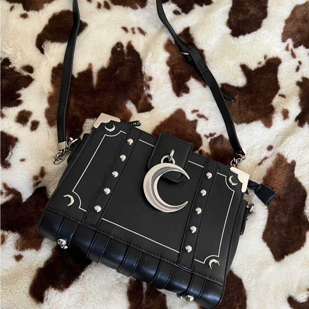 Killstar cross body purse